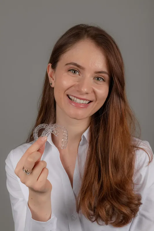 Пациент Orthodontica с элайнерами