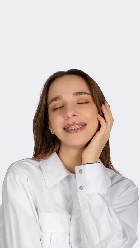 Пациент Orthodontica с керамическими брекетами