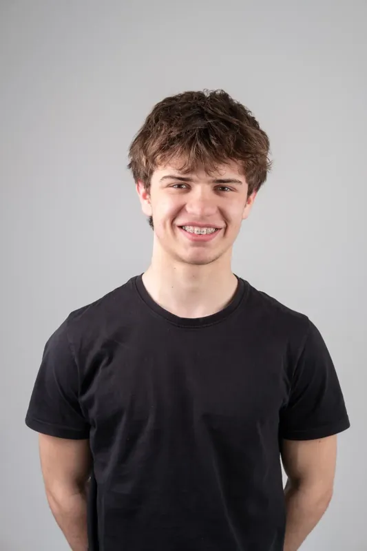 Пациент Orthodontica с родированными брекетами